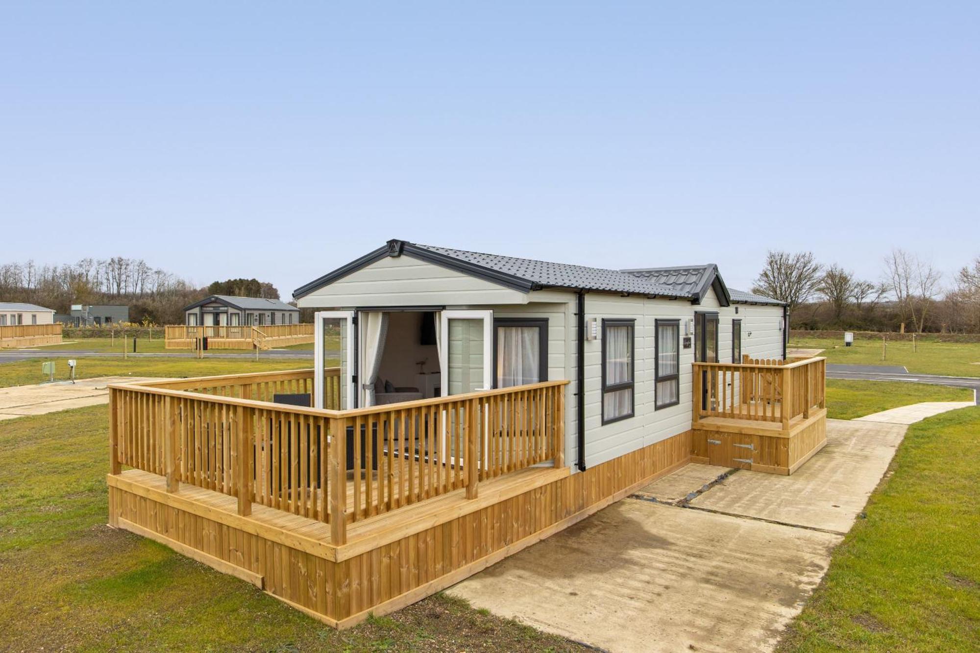 Deer View Lodge Close To Pickering Exterior photo