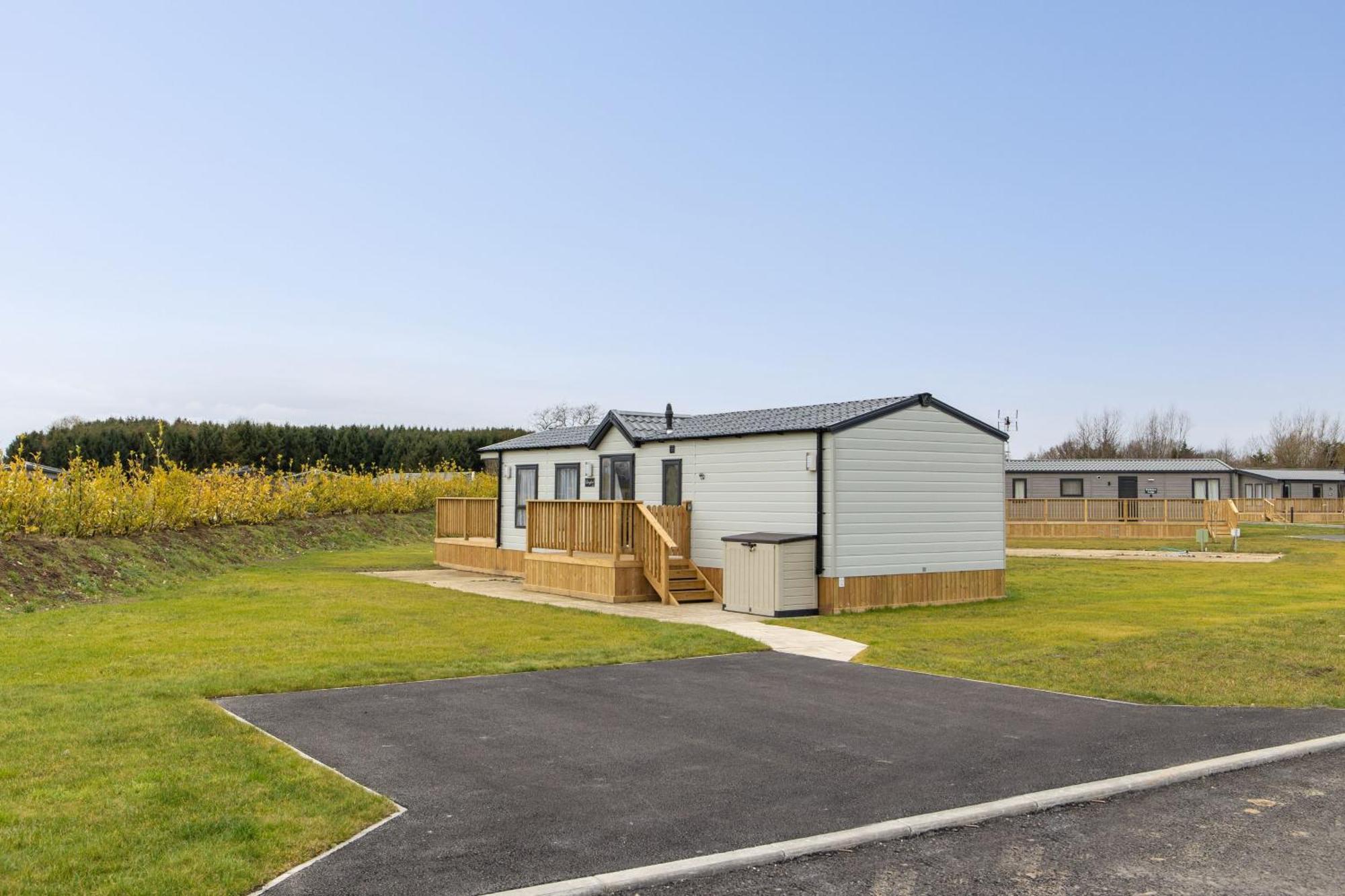 Deer View Lodge Close To Pickering Exterior photo